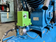 明治 5.5kwコンプレッサー GK-55
