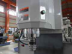 山崎技研 NC立フライス F-352