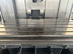 OKK 立型マシニングセンター VM7III