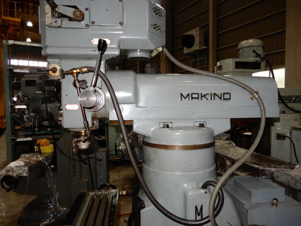 牧野フライス製作所  汎用フライス盤  KVJP-55