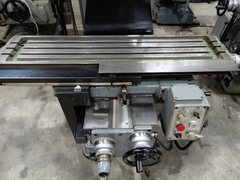 牧野フライス製作所  汎用フライス盤  KVJP-55
