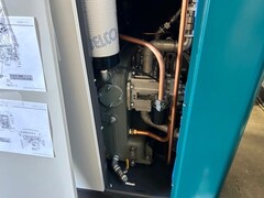 コベルコ 22kwオイルフリースクリューコンプレッサー FE370ADⅢ-5