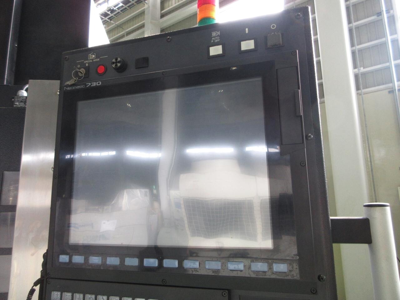 OKK 立型マシニングセンター VM43R