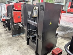 アマダ サーボベンダー FMB-208