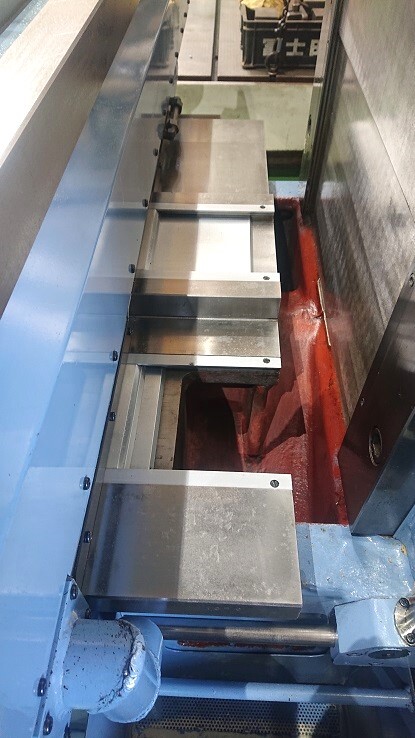 OKK ベット型立フライス MH-5VJ