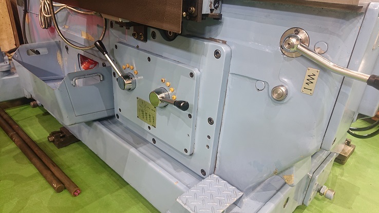 OKK ベット型立フライス MH-5VJ