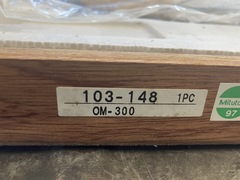 ミツトヨ マイクロメーター 103-148 OM-300
