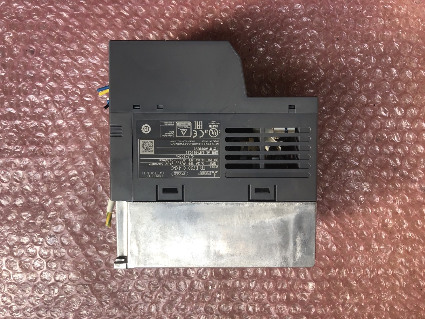 三菱/MITSUBISHI インバーター FR-E720-0.4KNC