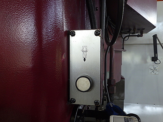 OKK 立型マシニングセンター MCV-1260