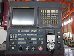 OKK 立型マシニングセンター MCV-1260