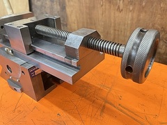 ヒカリ 精密多次元バイス HDV150