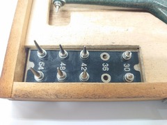 テクロック ダイヤルキャリパーゲージ IM-881