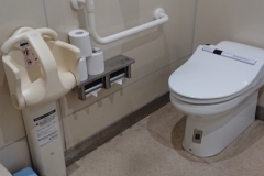 スシロー 沼津店のオムツ替え台情報