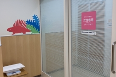 スタジオアリス橿原店の授乳室 オムツ替え台情報