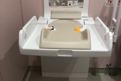 ニトリ 有松インター店のオムツ替え台情報