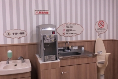 あざみ野駅周辺の授乳室 Orおむつ替えエリア 内に身長計や体重計がある施設