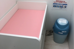 キリン堂 野々市粟田店のオムツ替え台情報