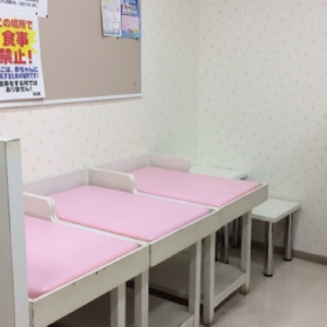 わくわくシティの授乳室 オムツ替え台情報