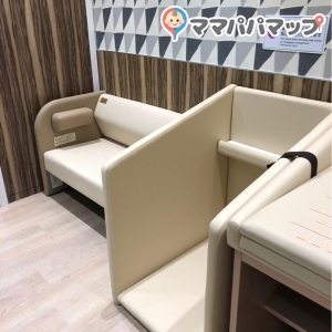 光が丘イオンフードコートの授乳室 オムツ替え台情報