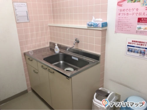 西松屋 仙台上谷刈店の授乳室 オムツ替え台情報 西松屋 仙台上谷刈店の授乳室 オムツ替え台情報