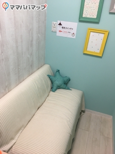 リリカラ 東京ショールームの授乳室 オムツ替え台情報