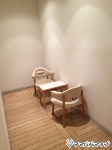 東京インテリア家具 インターパーク店の授乳室 オムツ替え台情報
