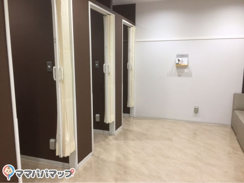 神戸三田プレミアム アウトレットの授乳室 オムツ替え台情報