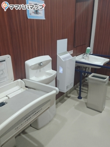 西松屋クイズゲート浦和店のオムツ替え台情報 西松屋クイズゲート浦和店のオムツ替え台情報