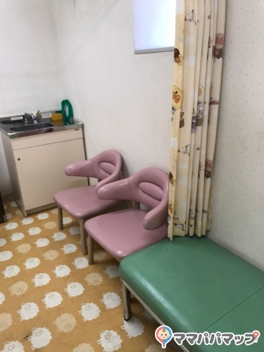 ユニディ 狛江店の授乳室 オムツ替え台情報 ユニディ 狛江店の授乳室 オムツ替え台情報