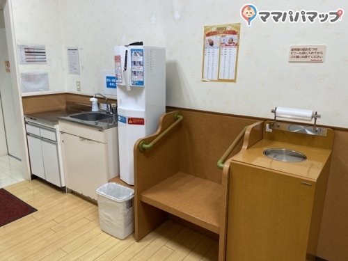 赤ちゃん本舗 金沢店の授乳室 オムツ替え台情報
