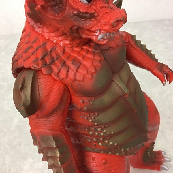 廣田彩玩所 WATER BULL 伝説の大怪獣 プルガサリ /ソフビ レッド