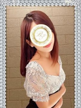 藤沢れな
