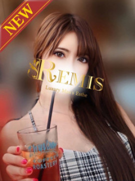美波 れいか