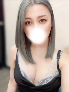 安達せな