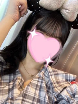 体験『Fカップ巨乳の童顔美少女』