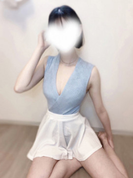 影山しずか