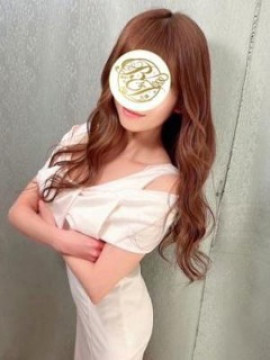 叶もえ