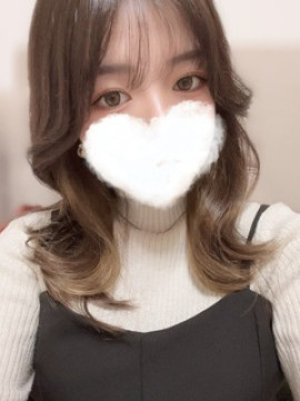 成海　ももか