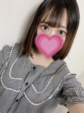 白咲あみ