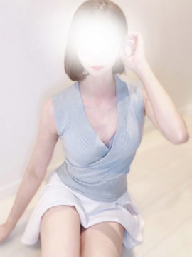 小倉なぎさ