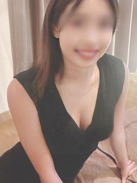 海野あみ
