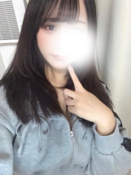 浜辺 みなみ
