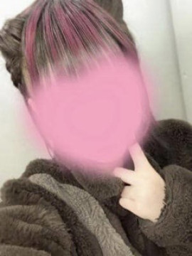桐谷 まな