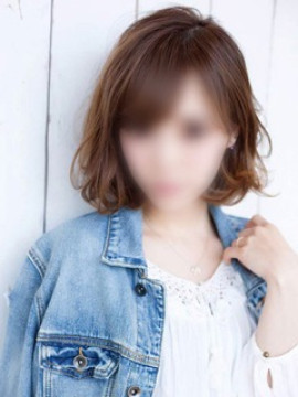 稲盛 かなで