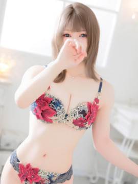 奏音（かのん）色白小柄アイドル