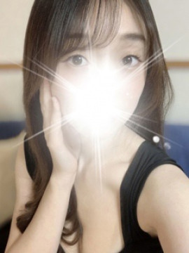 梓 もも