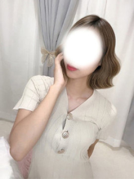 成宮シュナ