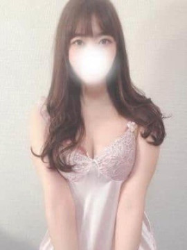 三上ももか