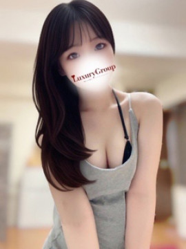 ももな