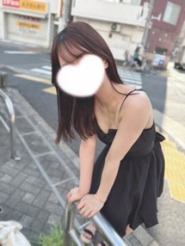 せりな『未経験の女神・小さい身体と可愛い特化の最強癒し系』